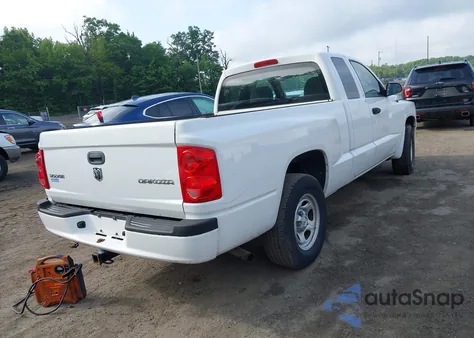 2011 Ram Dakota St z USA, uszkodzony, nr VIN 1D7RE2BK0BS586540